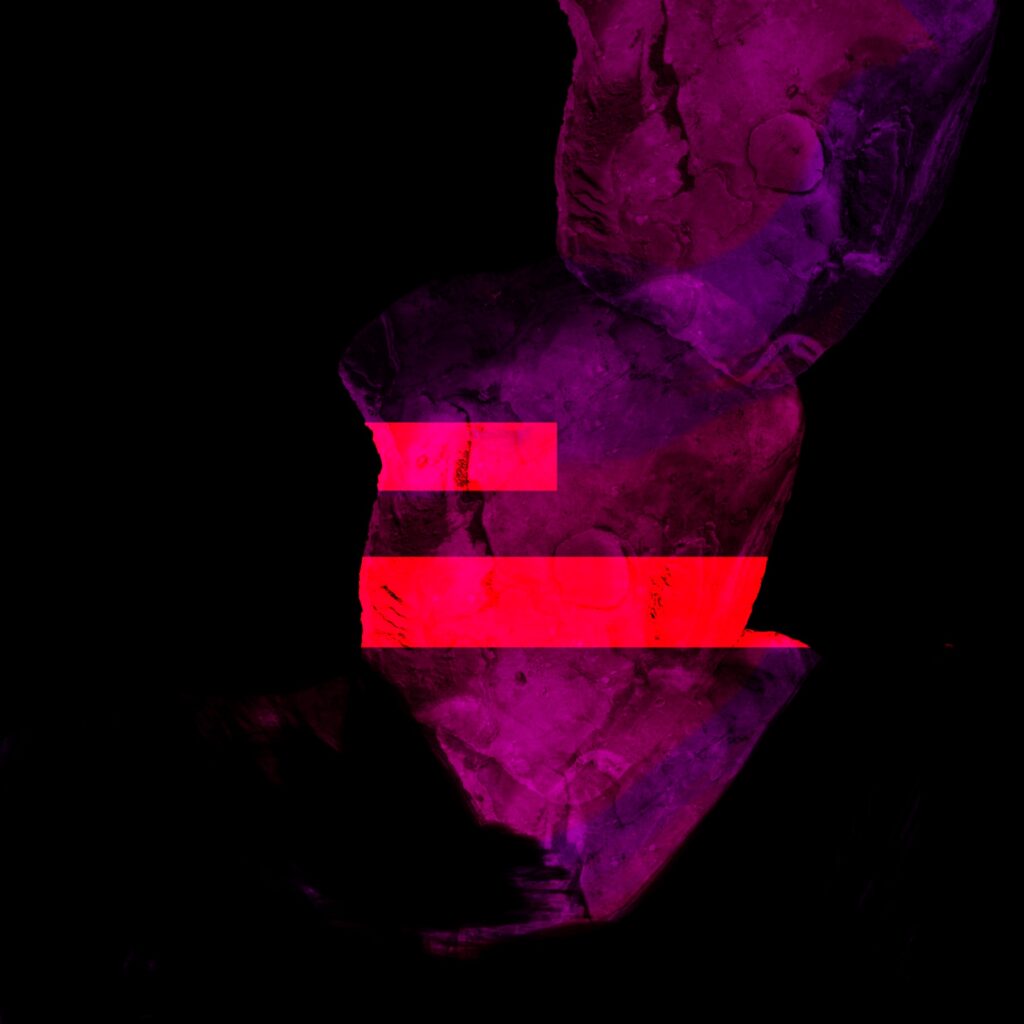 Contemporary Art, 100 x 100 cm by Andrea M. Weiss.